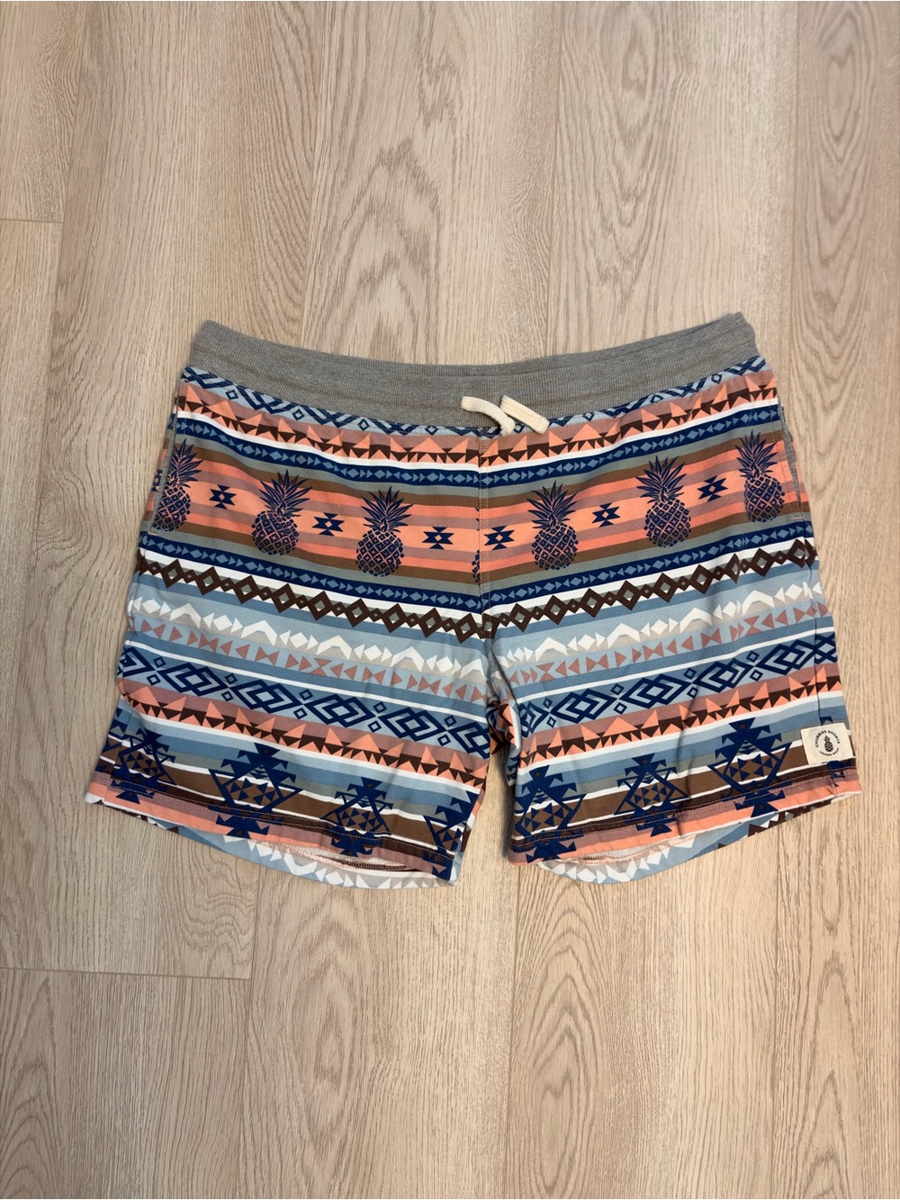 Like new. Men’s Chubbies lounge shorts. 7” inseam. Size: XXL